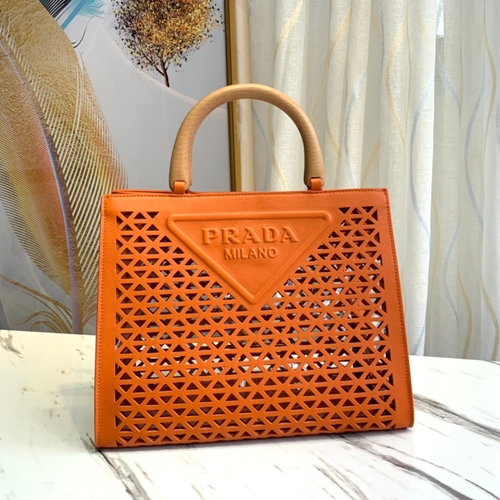 프라다 트라이앵글 로고 아일릿 탑핸들백 1BG405-1 MX