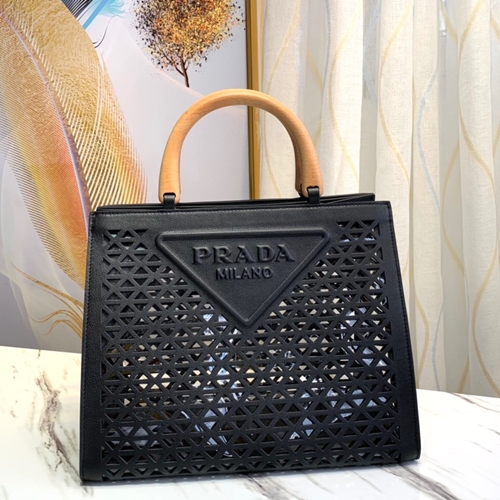 프라다 트라이앵글 로고 아일릿 탑핸들백 1BG405-2 MX