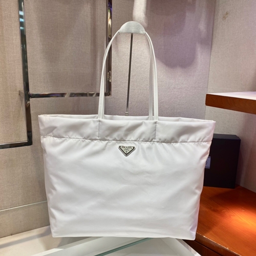 프라다 나일론 쇼퍼백 1BG107-1 MX