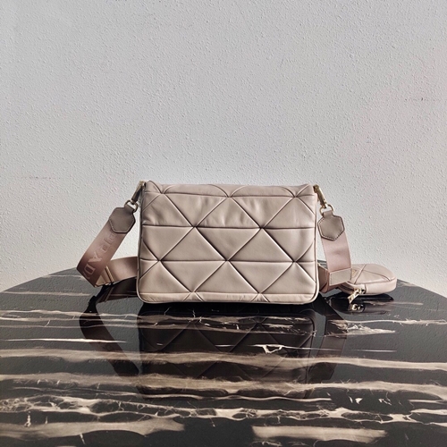 프라다 나파 가죽 패치워크 숄더백 1BD291-1 MX