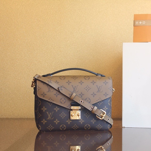 루이비통 모노그램 리버스 포쉐트 메티스 M41465 H5