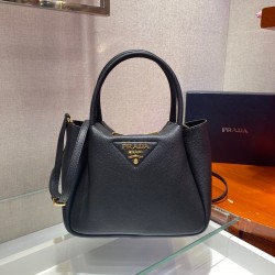 프라다 스몰 가죽 핸드백 1BC145 PD1-B