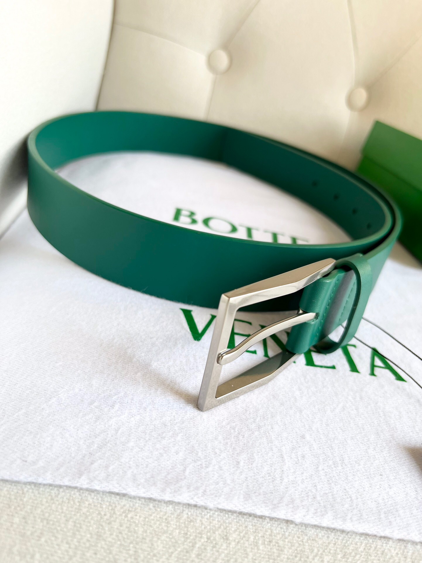 보테가베네타 2022 남성용 벨트 BV004 BT-A