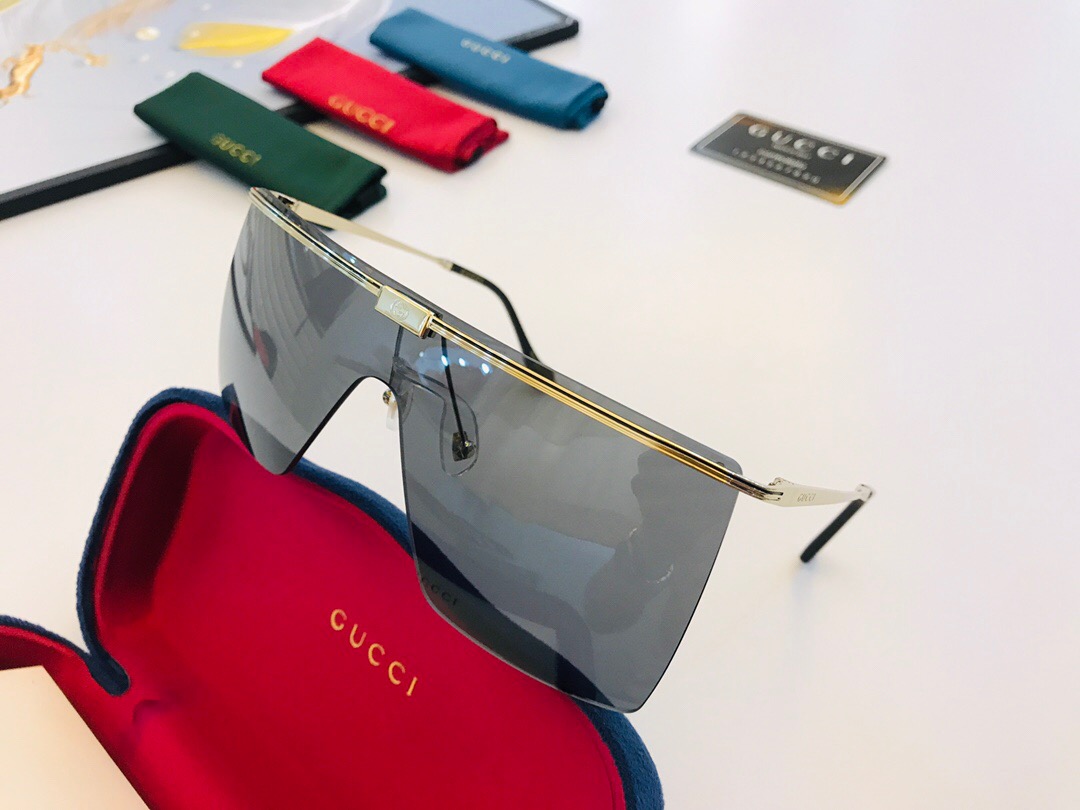 구찌 2022 남여공용 선글라스 GU004 SG2