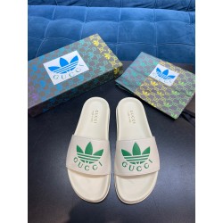 구찌 2022 남성용 슬리퍼 GC051 SH-H