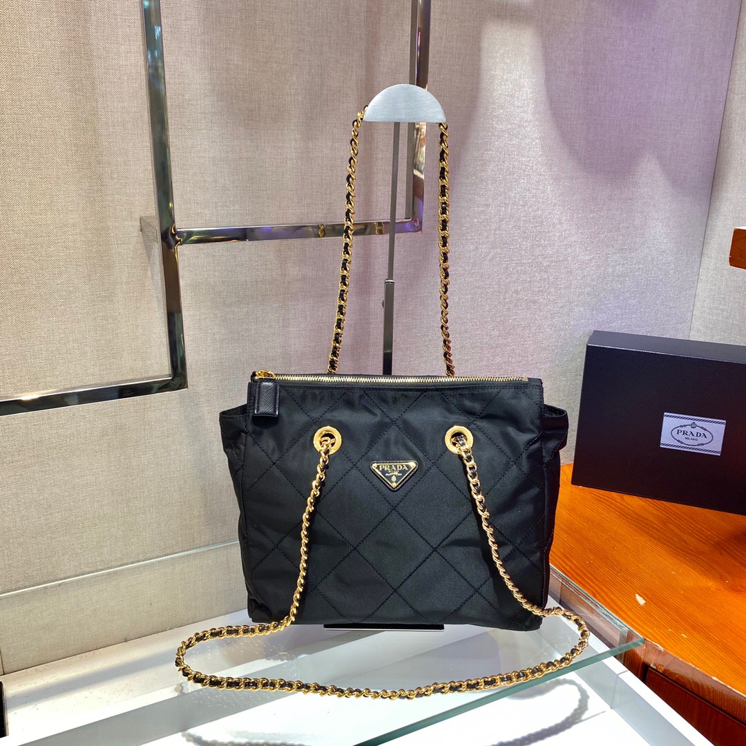 프라다 나일론 숄더백 1BD621 PD1-B