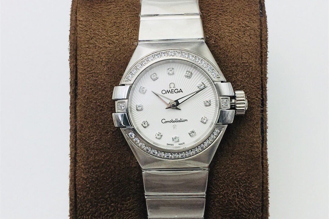 OMEGA  오메가 여성용 시계 WA743 TM