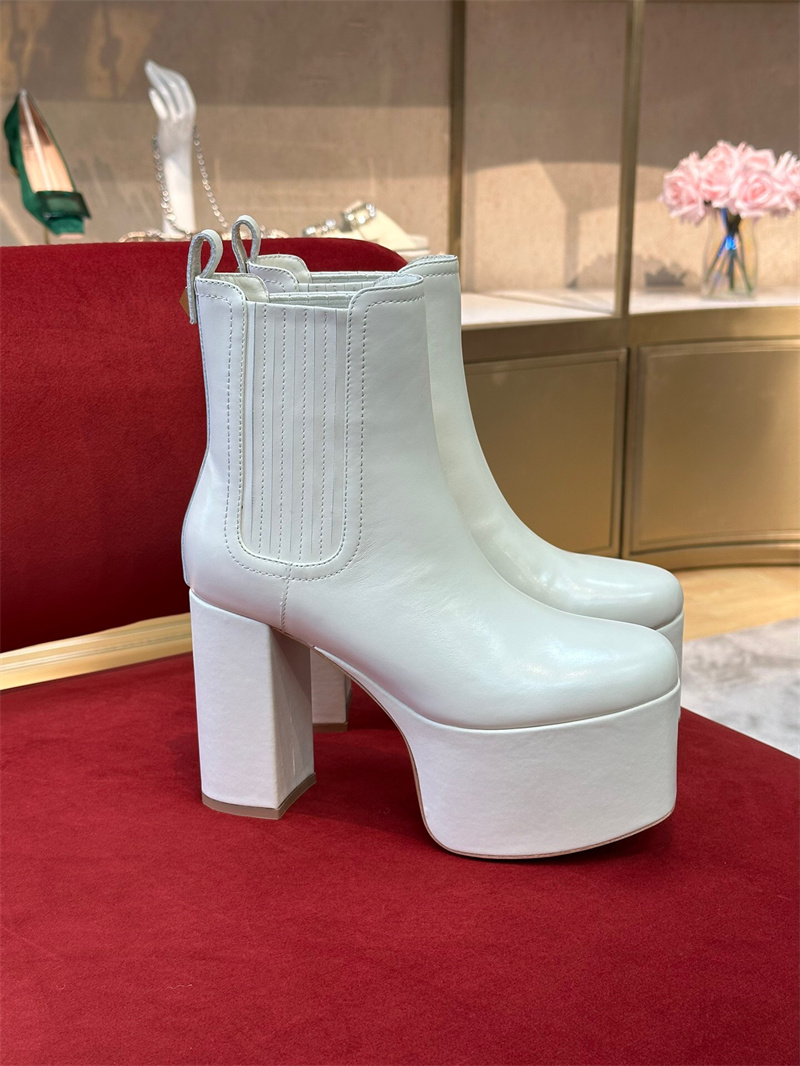 발렌티노 2022 여성용  앵글부츠 WA1232 SH-D