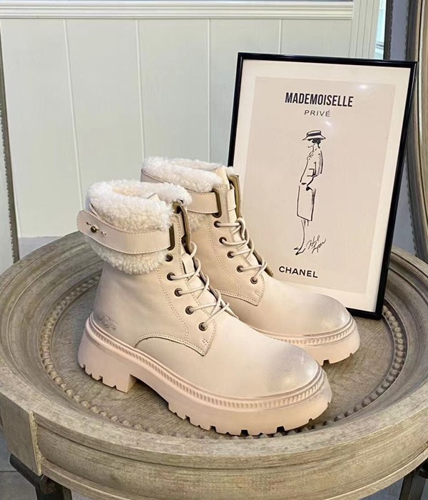 어그 2022 여성용  앵글부츠 WA1237 SH-D