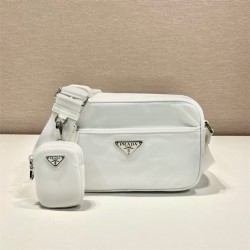 프라다 포코노 삼각로고 카메라백 1BC167 PD1-B