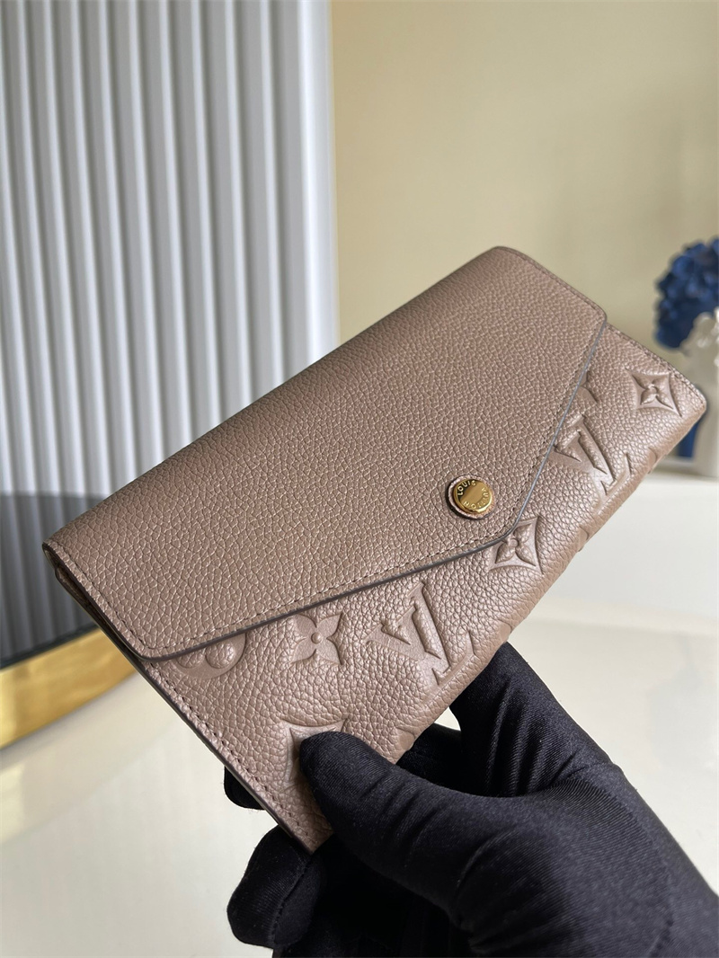 루이비통 사라 월릿 M61182