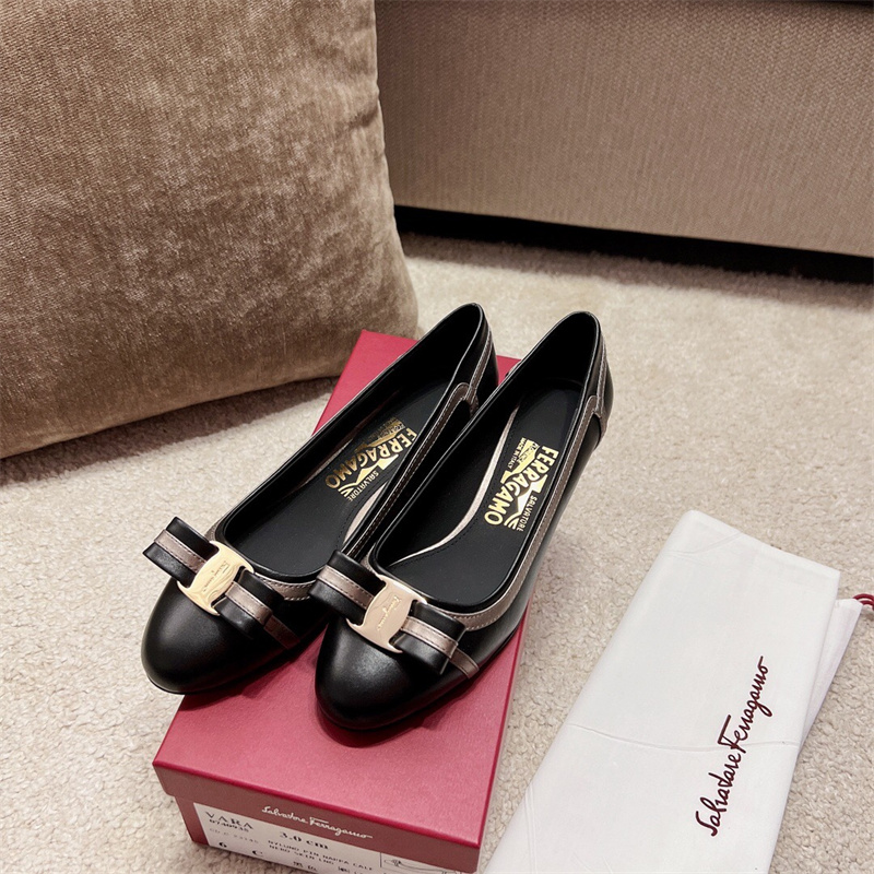 페레가모  2023 여성용 플랫슈즈 WA1509 SH-D