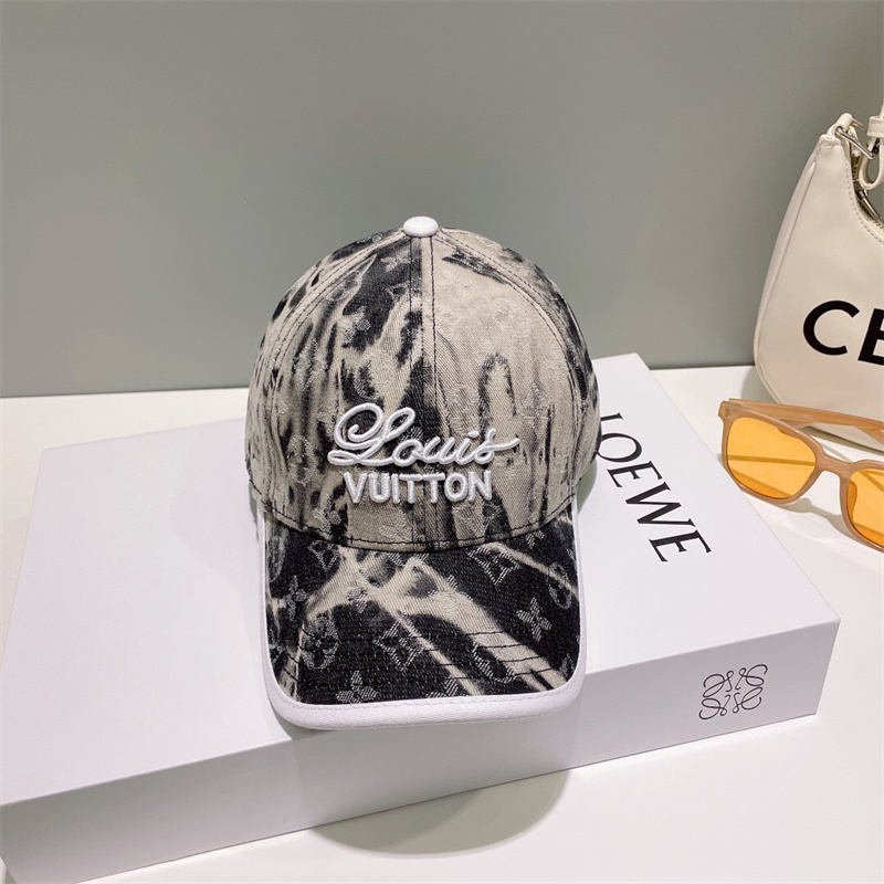 루이비통 남여공용 볼캡모자 SN413 GT