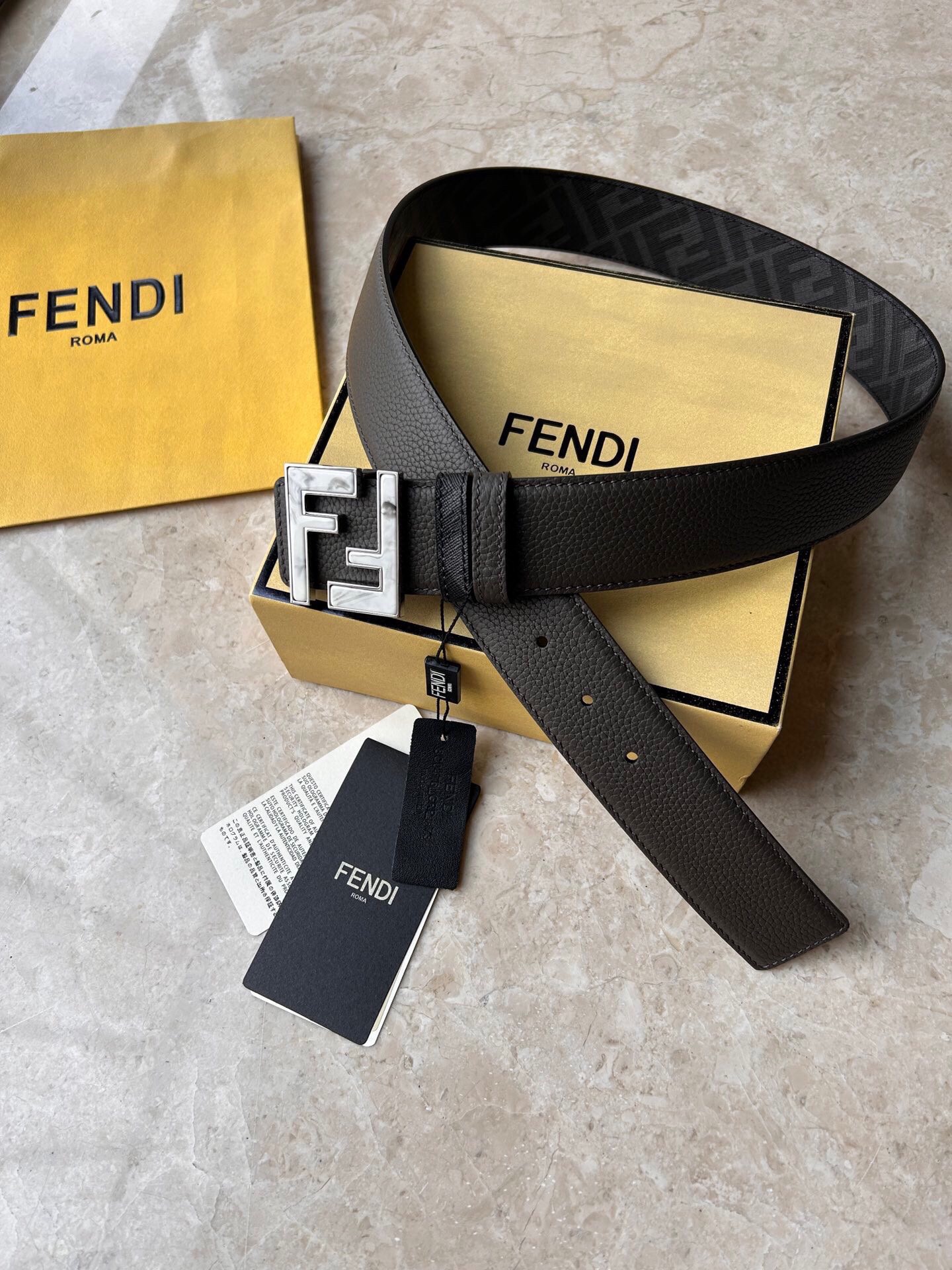 펜디 2023 남성용 양면벨트 FD025 GD