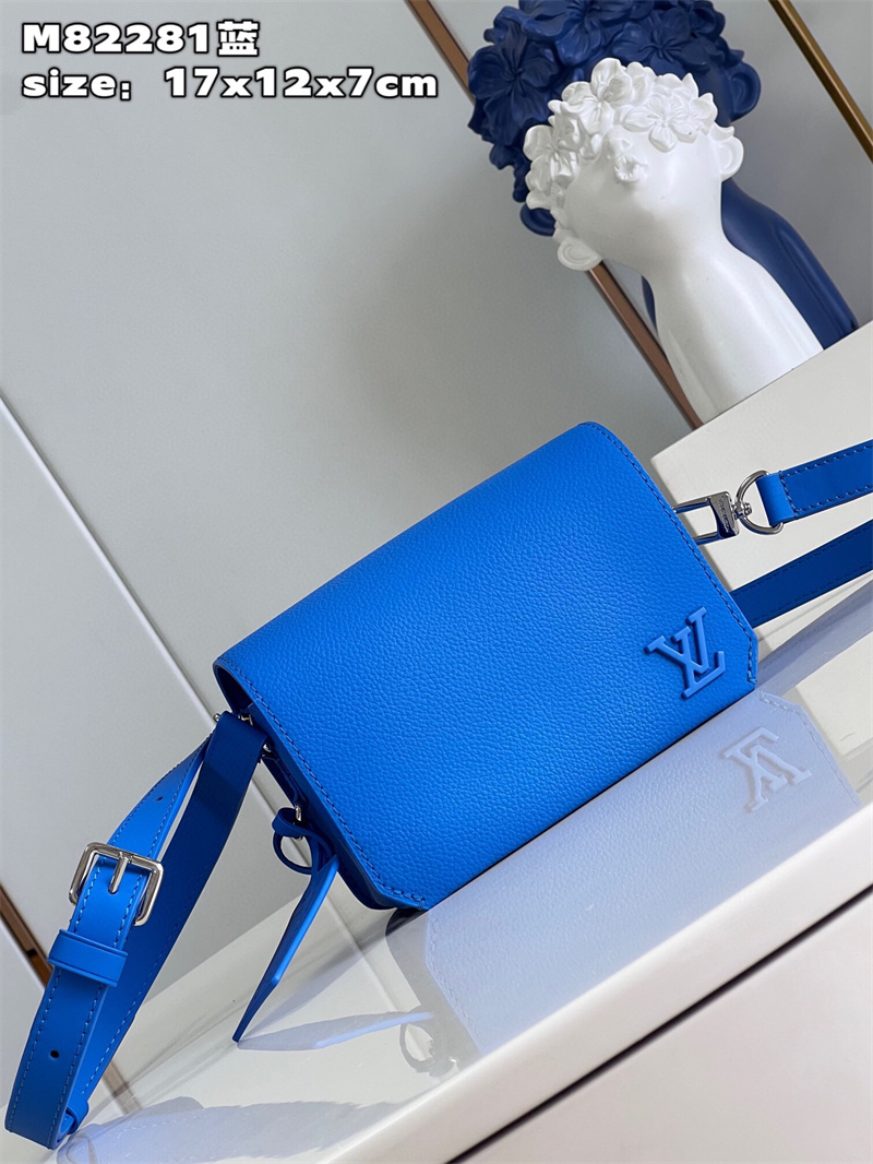 루이비통 패스트라인 웨어러블 월릿  M82281 GZ