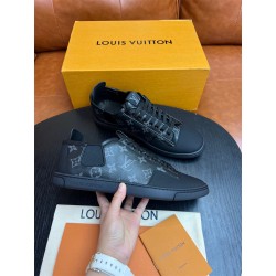 루이비통 2023 남성용 스니커즈 LV410 SH-E