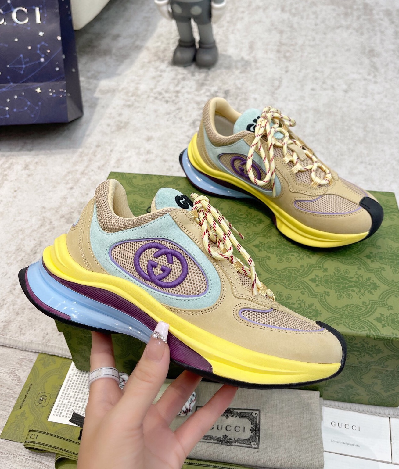 구찌 2024 여성용 스니커즈 WA3085 SH-D