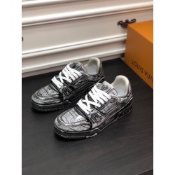 루이비통 2024 남성용 스니커즈 LV566 SH-E