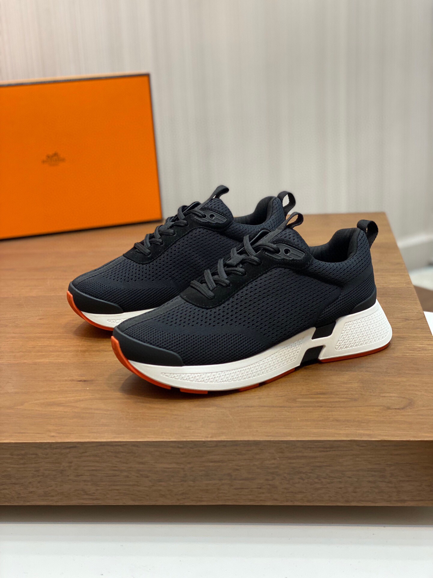 에르메스 2024 남성용 스니커즈 HM348 SH-E