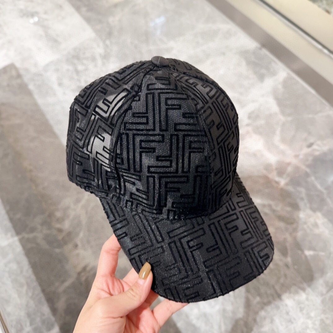 펜디 남여공용 볼캡모자 SN841 SG1-A