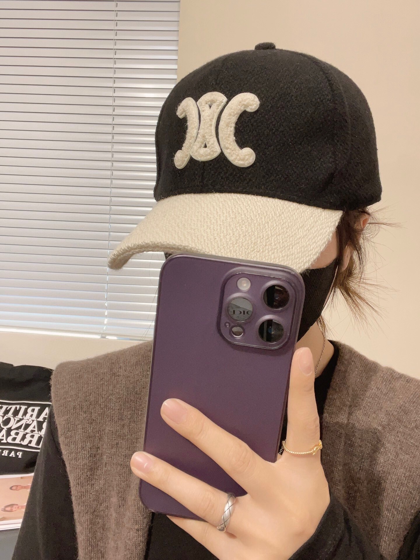 셀린느 남여공용 볼캡 모자 SN873 GT