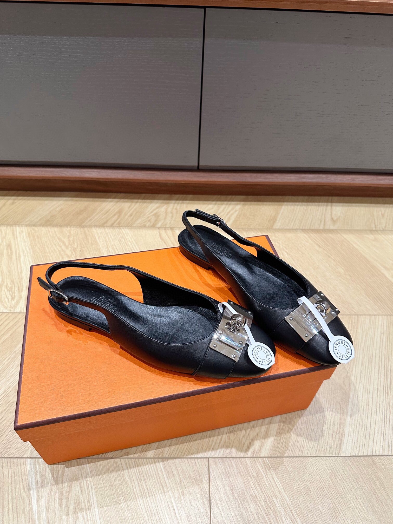 에르메스 2024 여성용 슬링백 펌프스 WA3293 OS