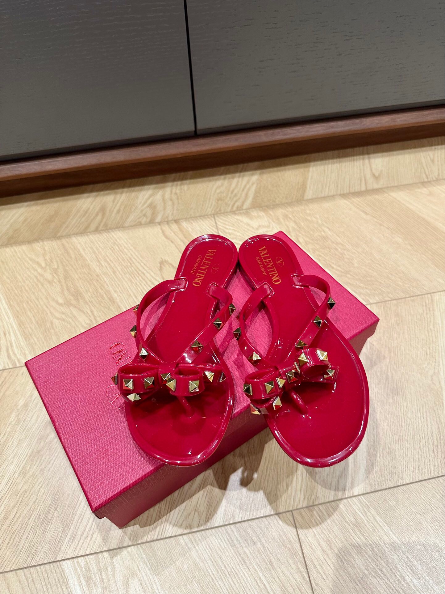 발렌티노 2024 여성용 PVC 슬리퍼 WA3323 OS