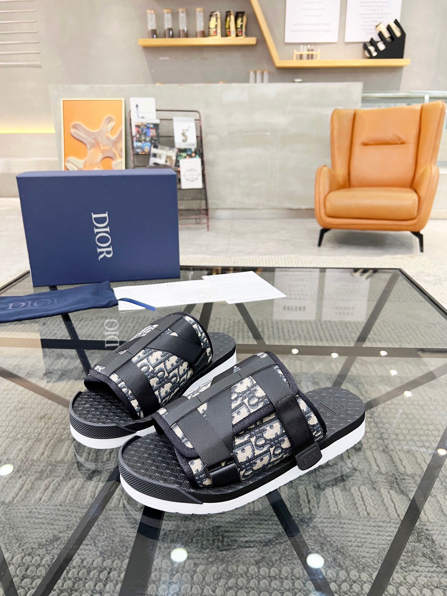 크리스챤 디올 2024 남성용 슬리퍼 CD215 SH-E