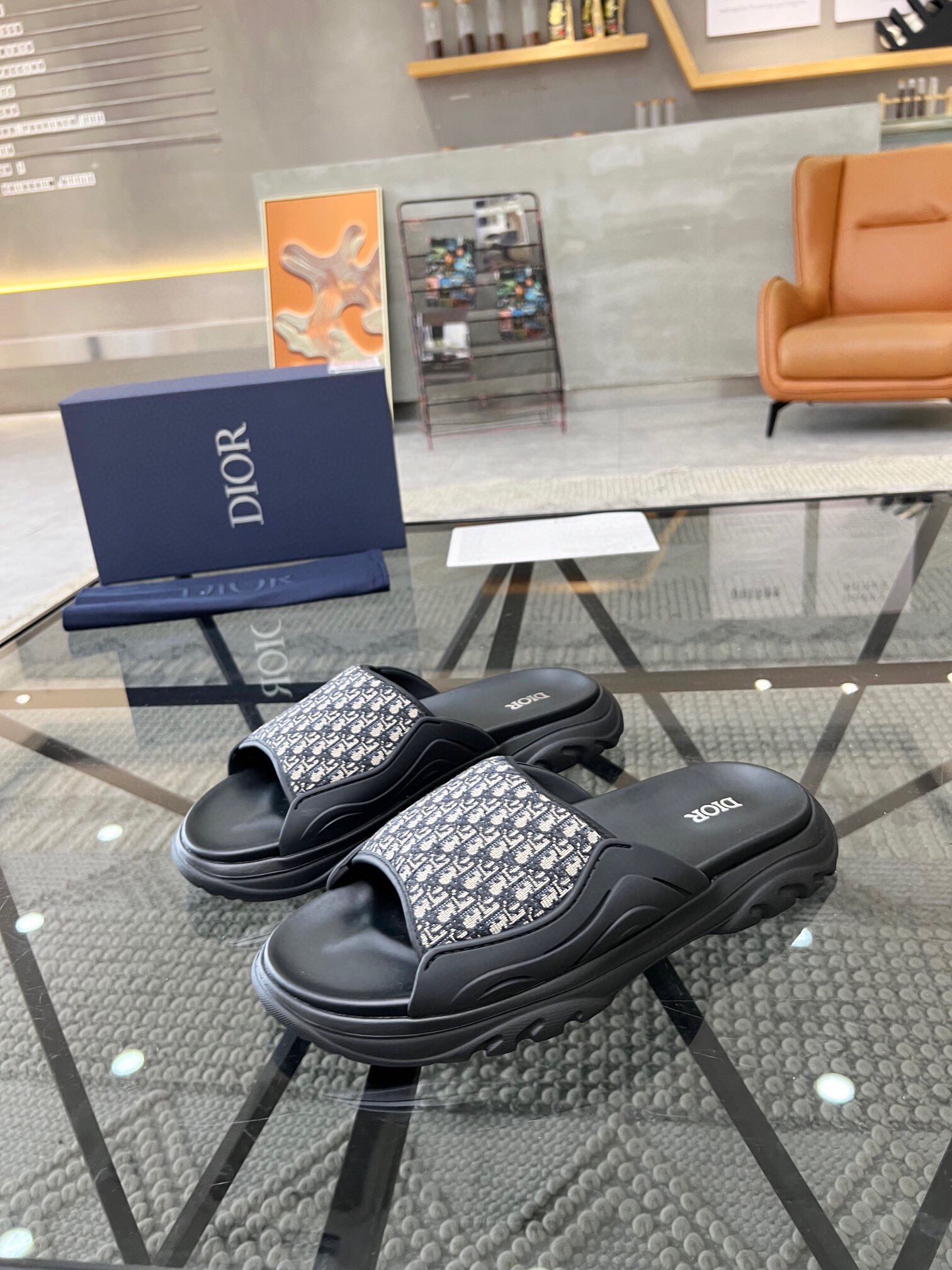 크리스챤 디올 2024 남성용 슬리퍼 CD216 SH-E