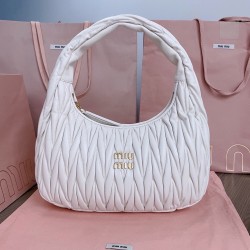 미우미우 마테라쎄 호보백 5BC108