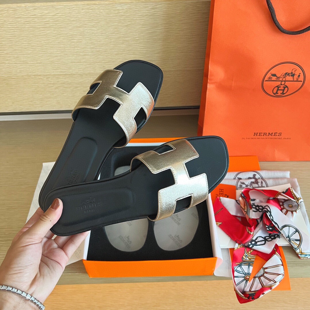 에르메스 2024 여성용  슬리퍼 WA3707 DN