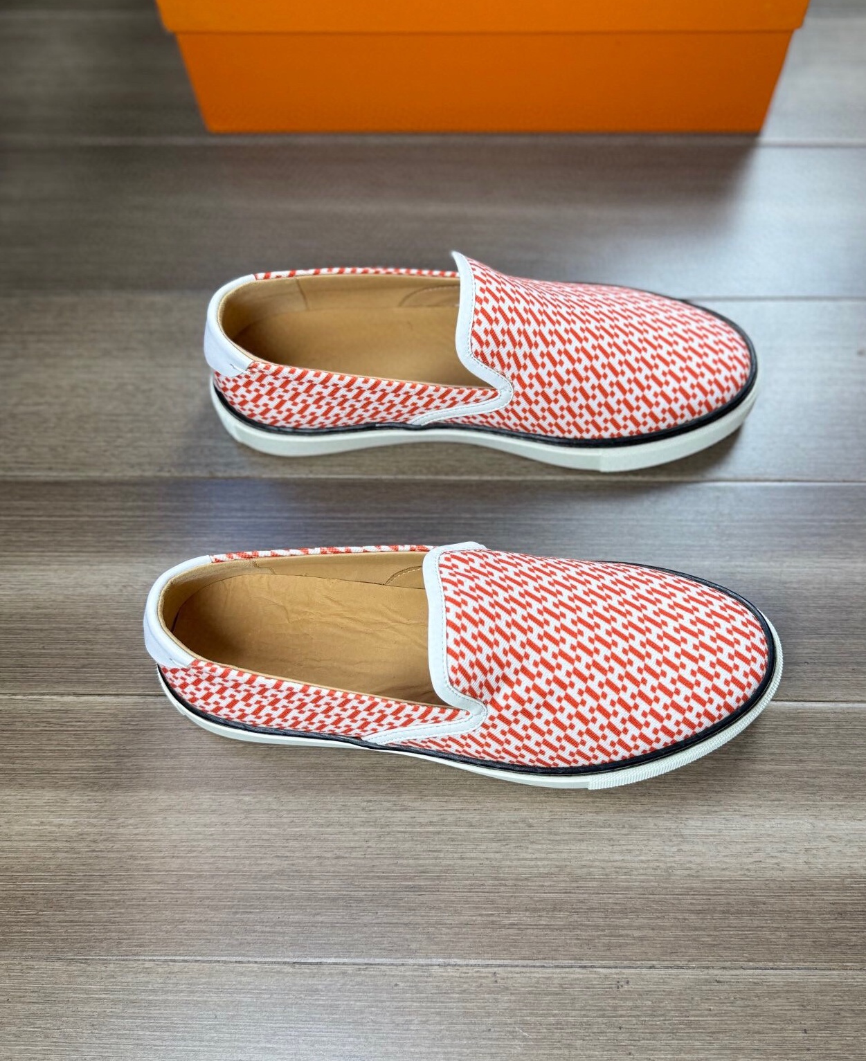 에르메스 2024 남성용 스니커즈 HM370 SH-E