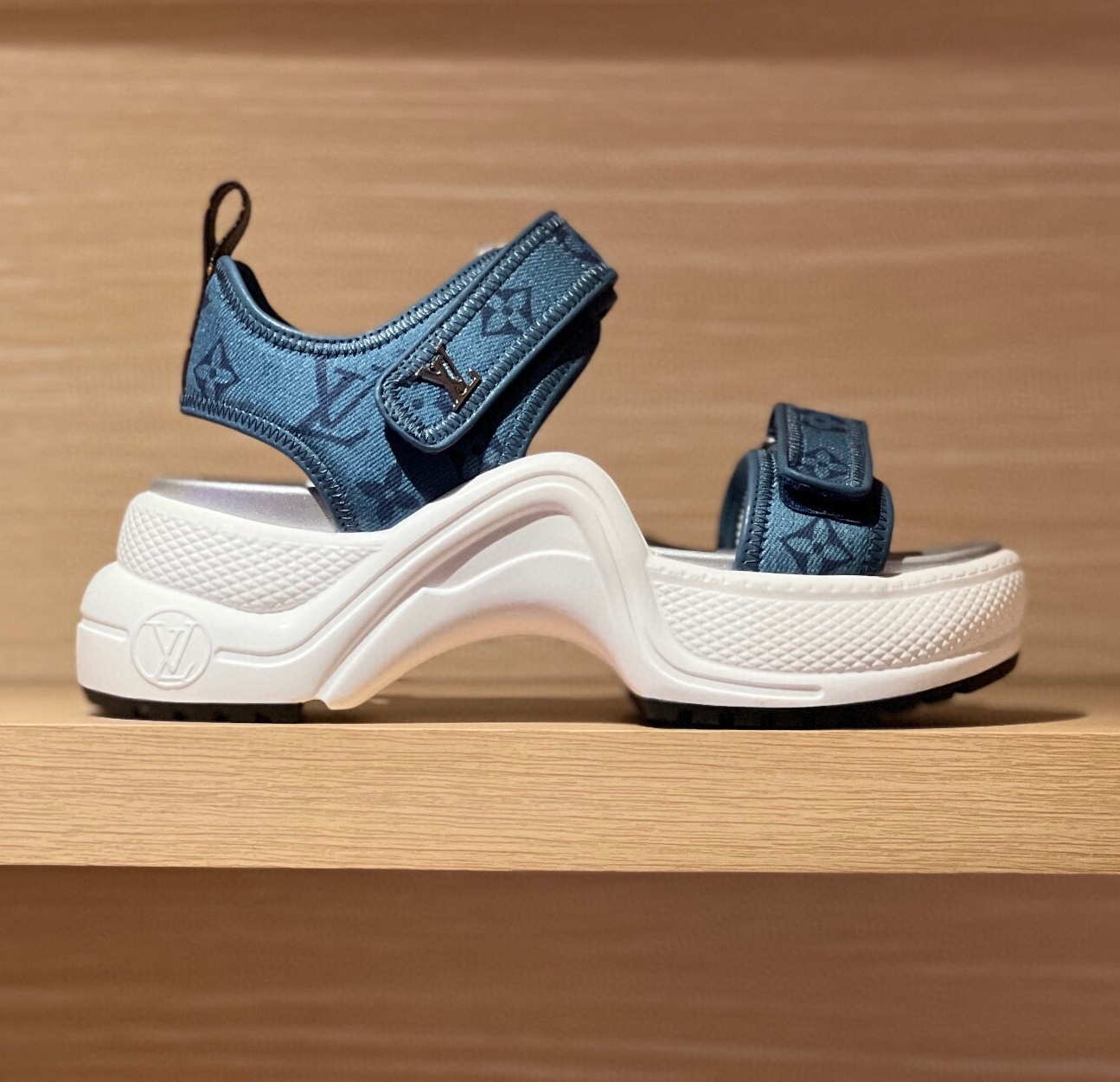 루이비통 2024 여성용 샌들 WA4063 DN