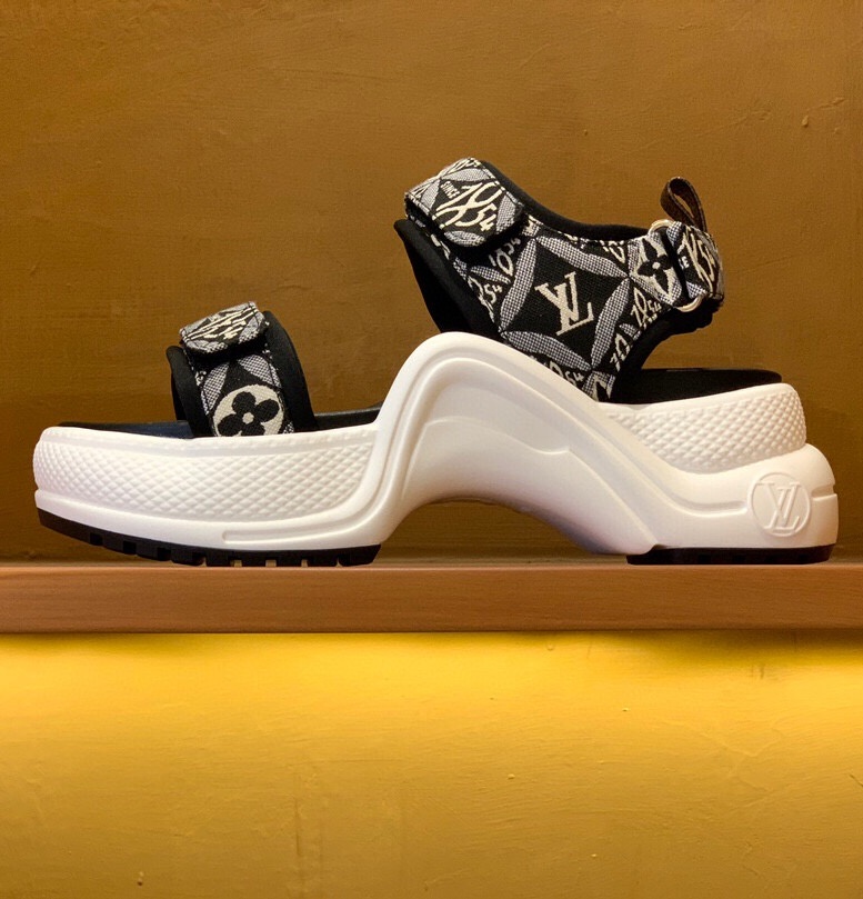 루이비통 2024 여성용 샌들 WA4065 DN