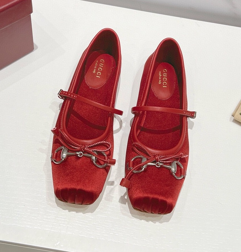 구찌  2024 여성용 플랫 슈즈 WA4085 DN