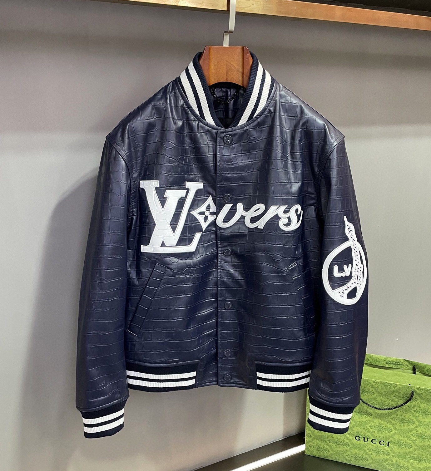 루이비통 2024 남성용 소가죽자켓 LV1268 YJ