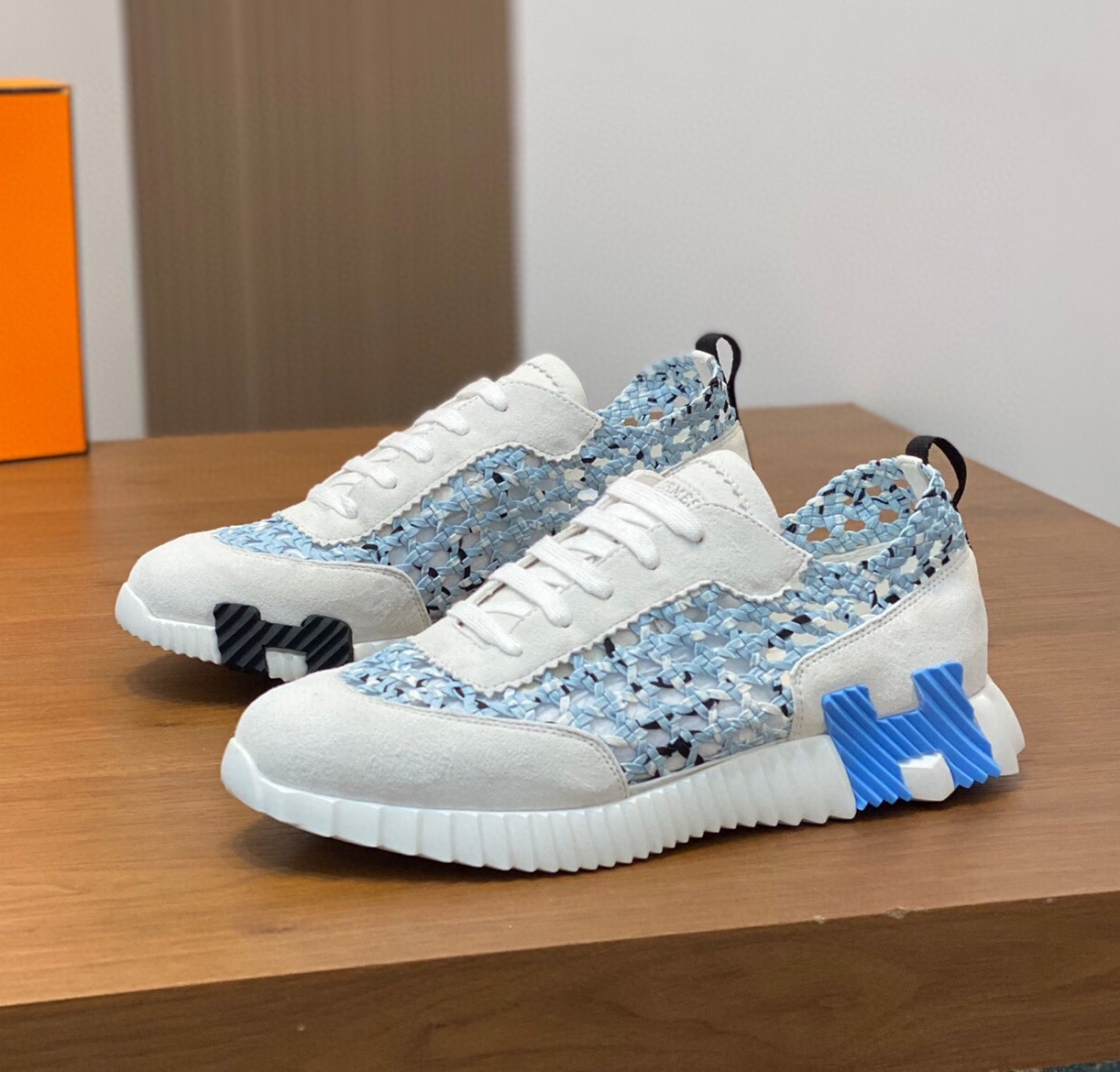 에르메스 2024 남성용 스니커즈 HM384 SH-E