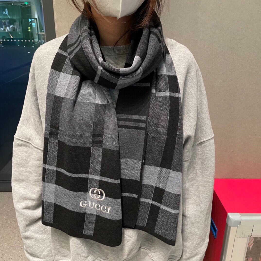 구찌 캐시미어 스카프 SN1084 SG1_A