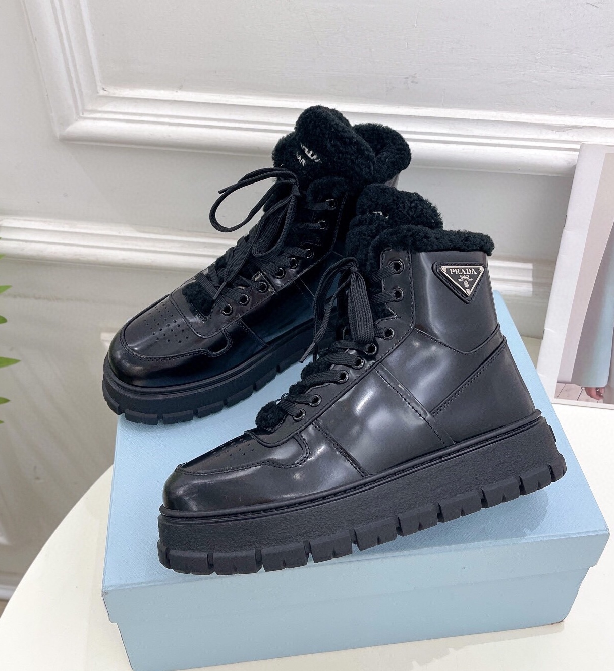 프라다 2024 여성용 부츠 WA4528 DN