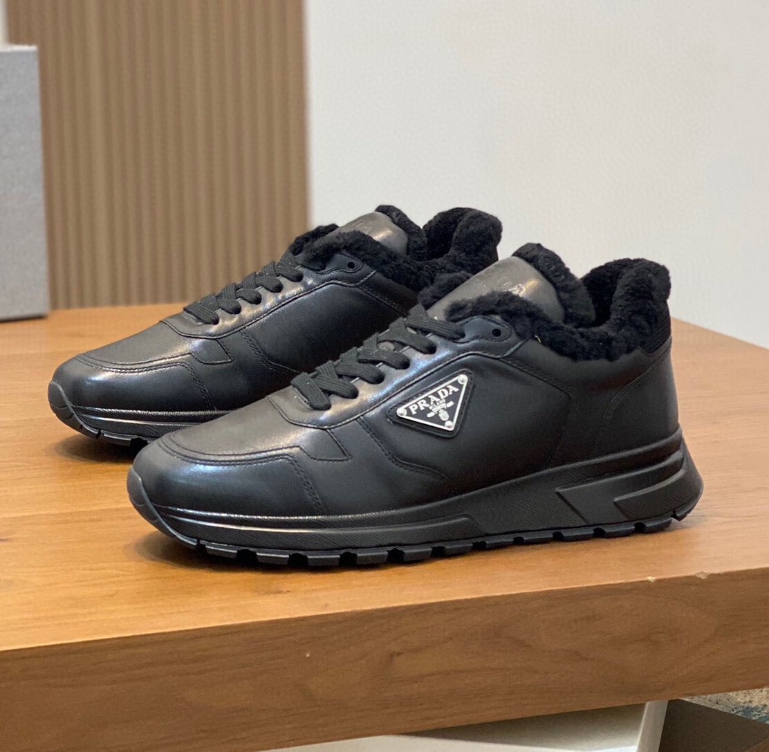 프라다 2024 남성용 스니커즈 PD530 SH-E