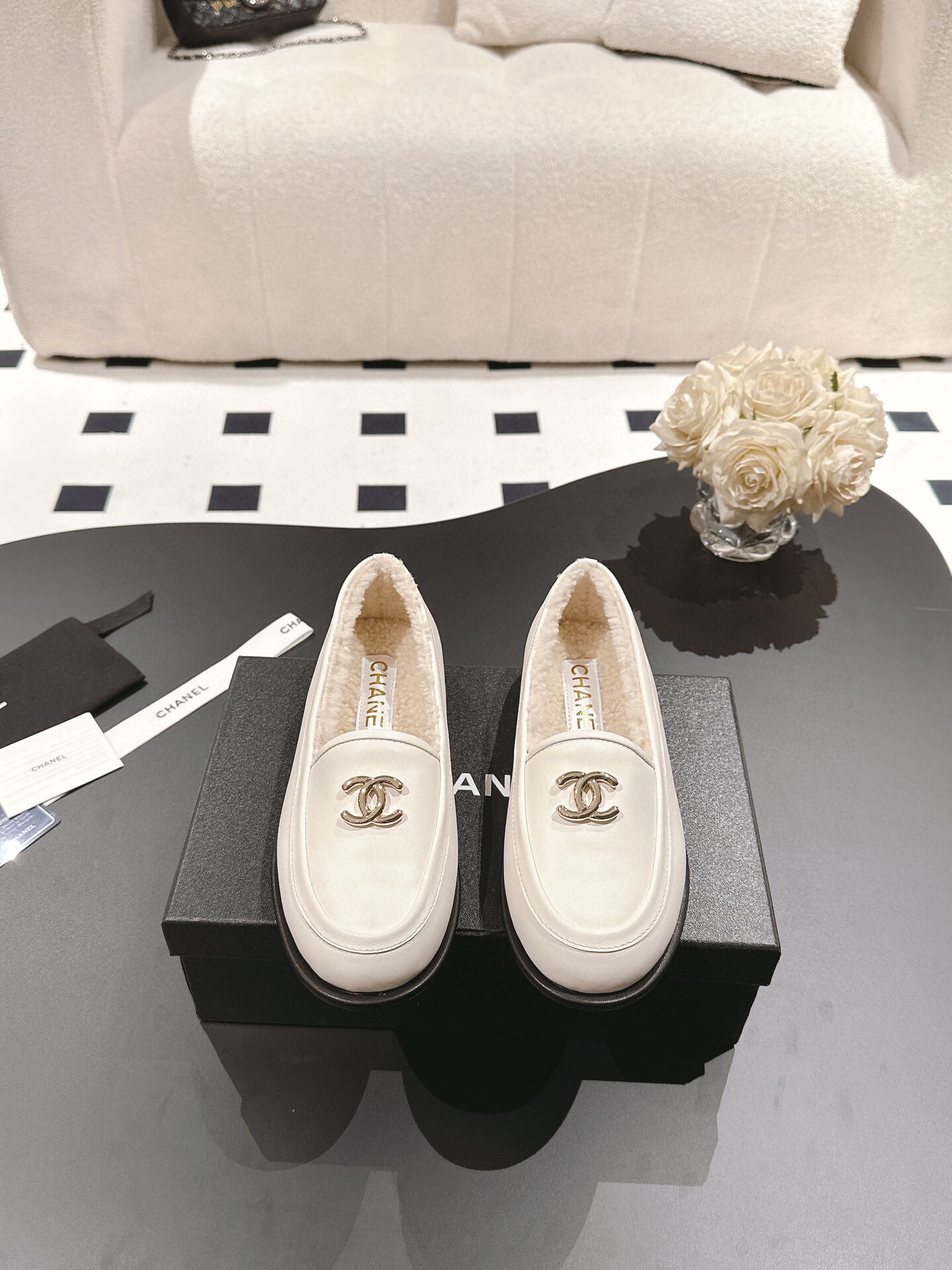 샤넬 2024 여성용 로퍼 WA4861 DN