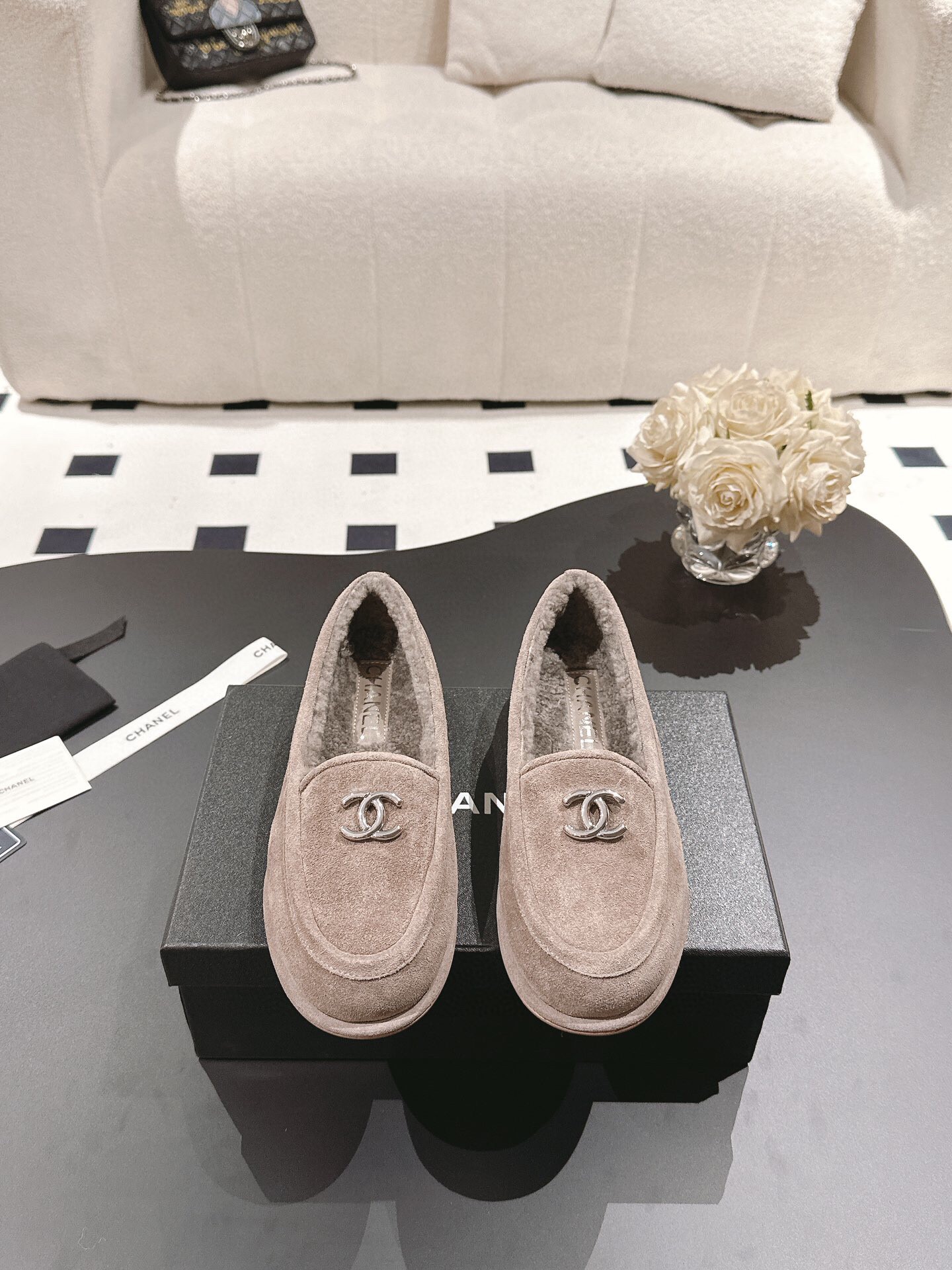 샤넬 2024 여성용 로퍼 WA4864 DN