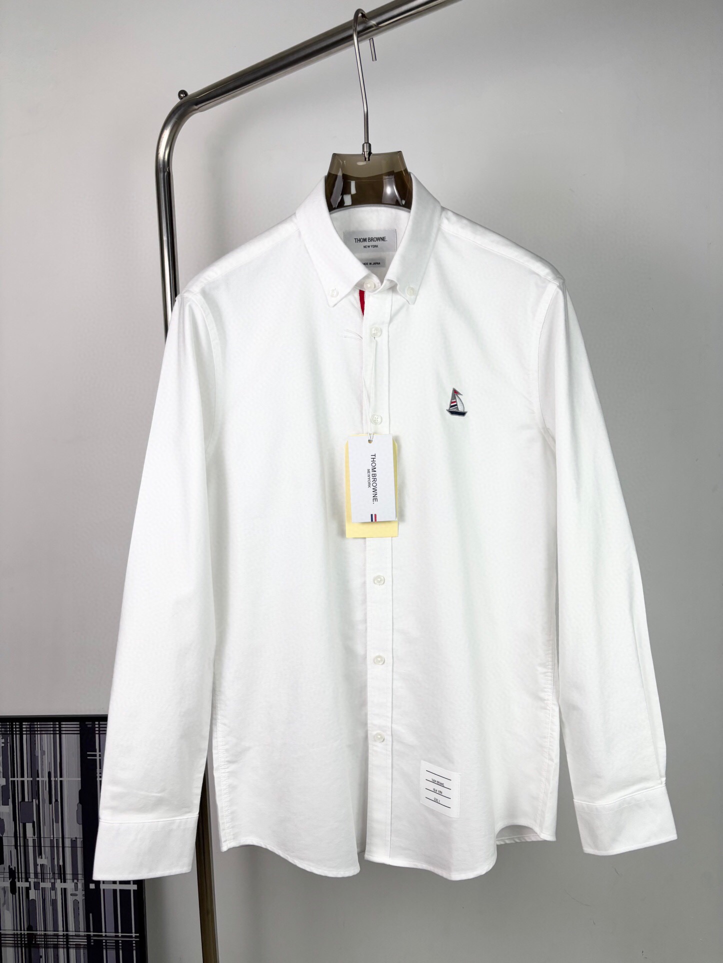 톰브라운 2025 남성용 셔츠 TB1000 YB