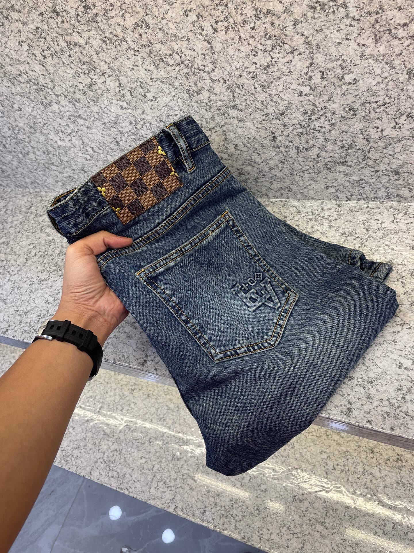 루이비통 2025 남성용 청바지 LV1549 YB