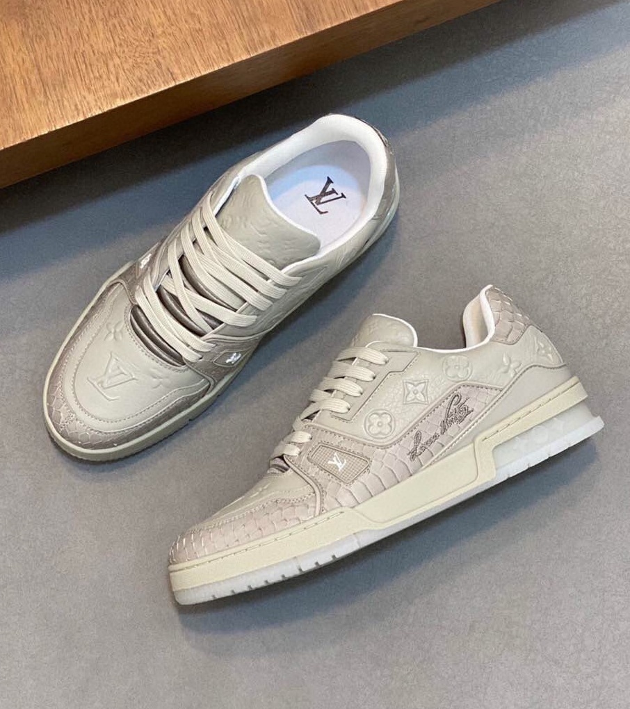 루이비통 2025 남성용 스니커즈 LV697 SH-E