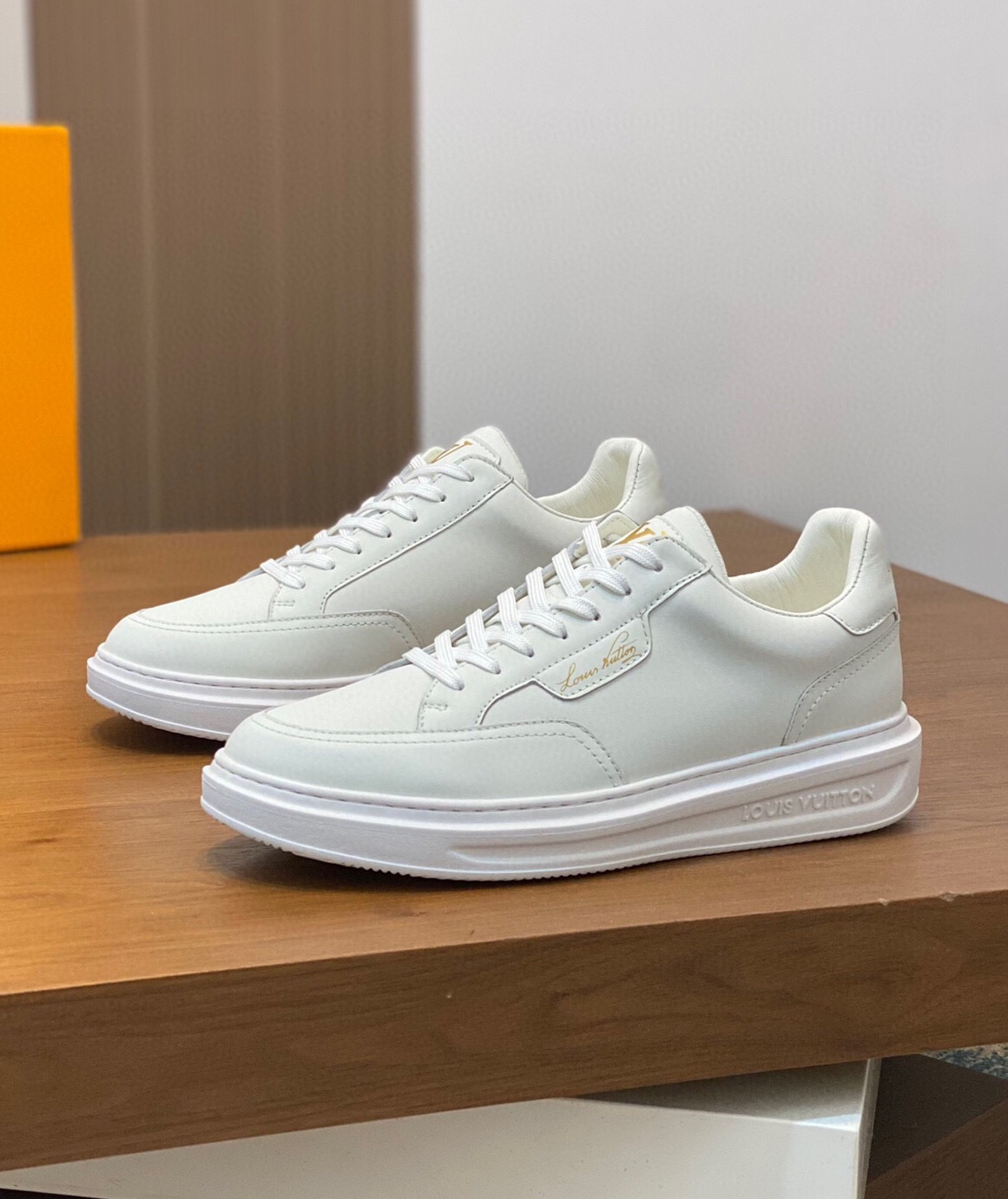 루이비통 2025 남성용 스니커즈 LV707 SH-E