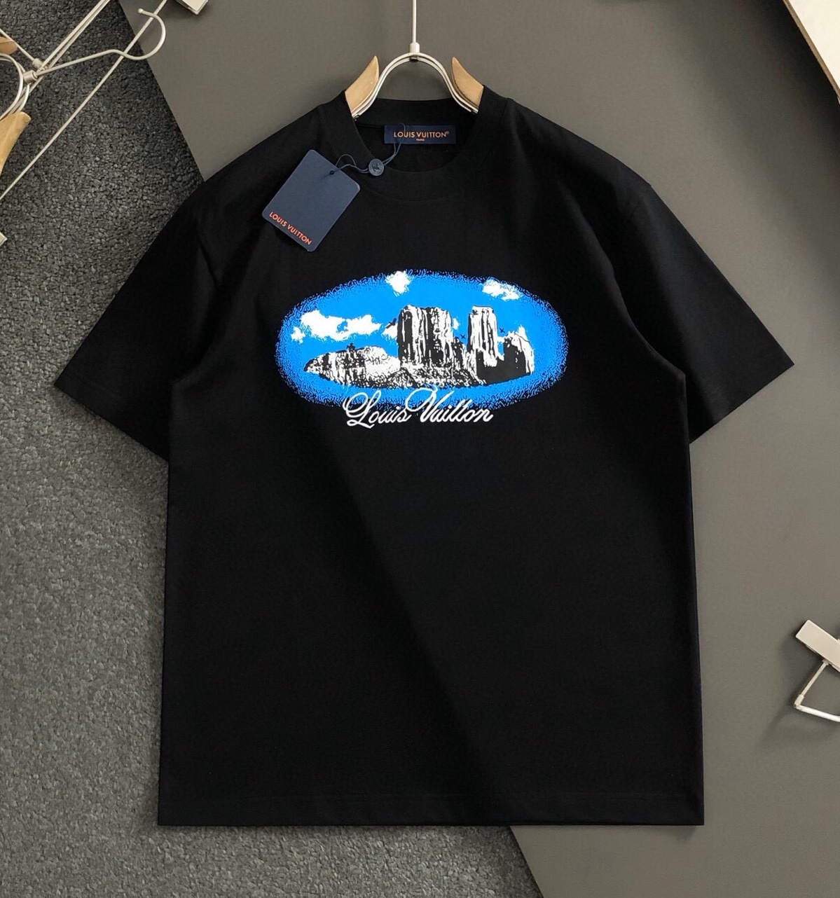 루이비통 2025 남성용 반팔티 LV1602 YB
