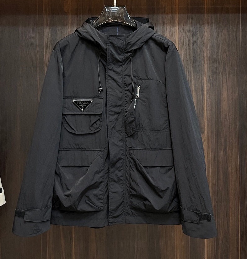 프라다 2025 남성용 후드자켓 PD1161 PD