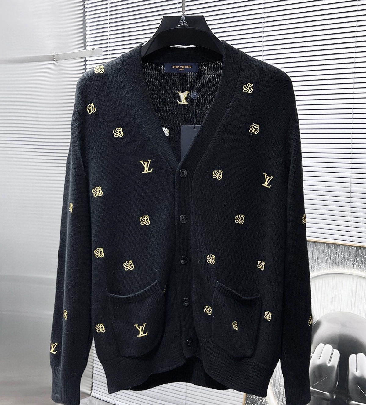 루이비통 2025 남성용 울혼방 가디건 LV1636 PD