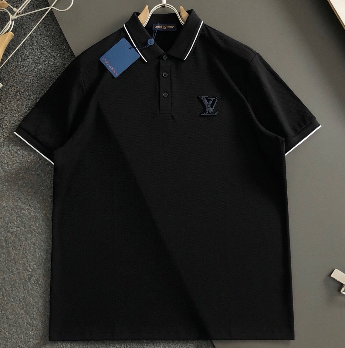 루이비통 2025 남성용  폴로반팔티 LV1675 YB